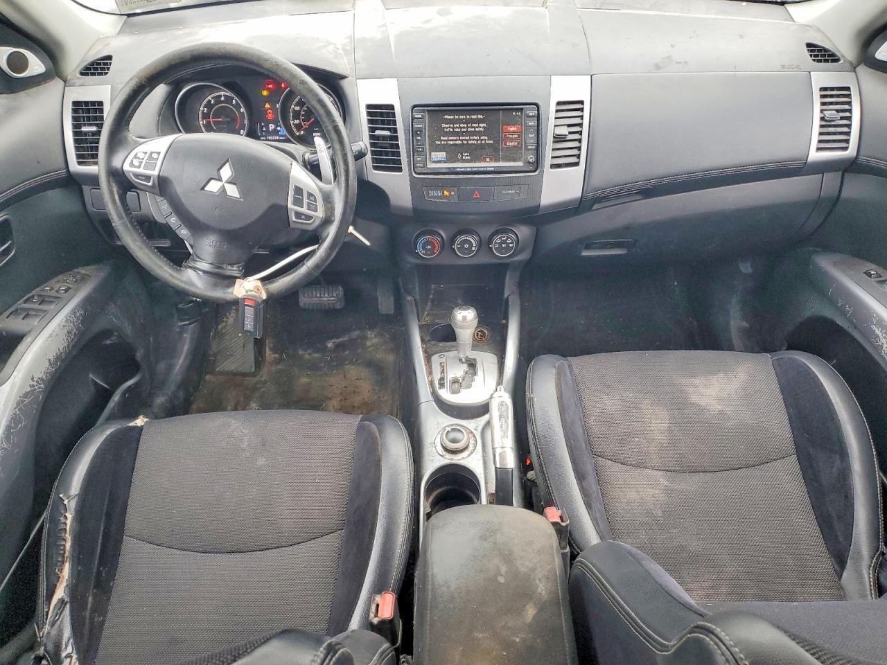 2011 MITSUBISHI outlander