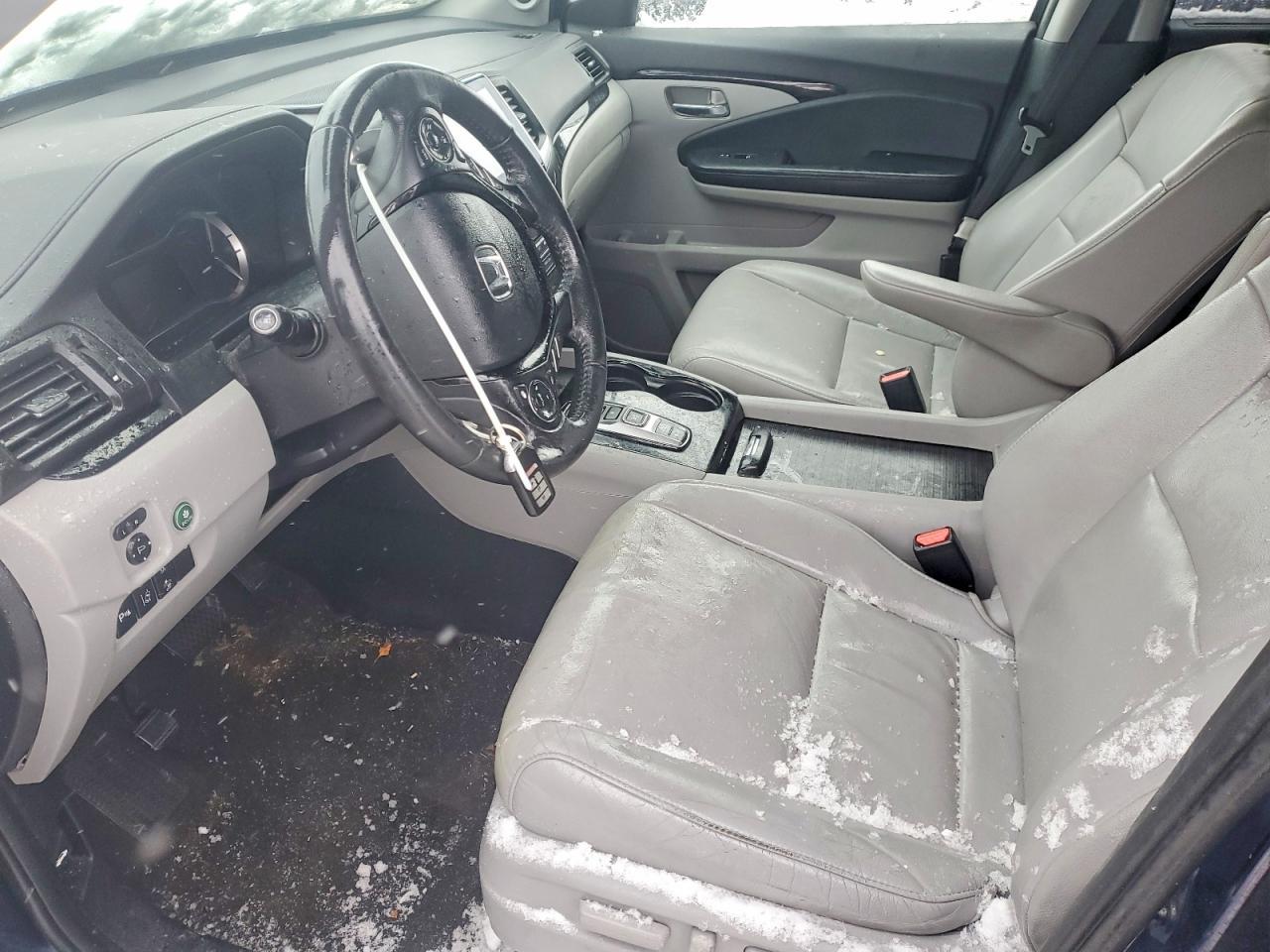 2016 HONDA PILOT