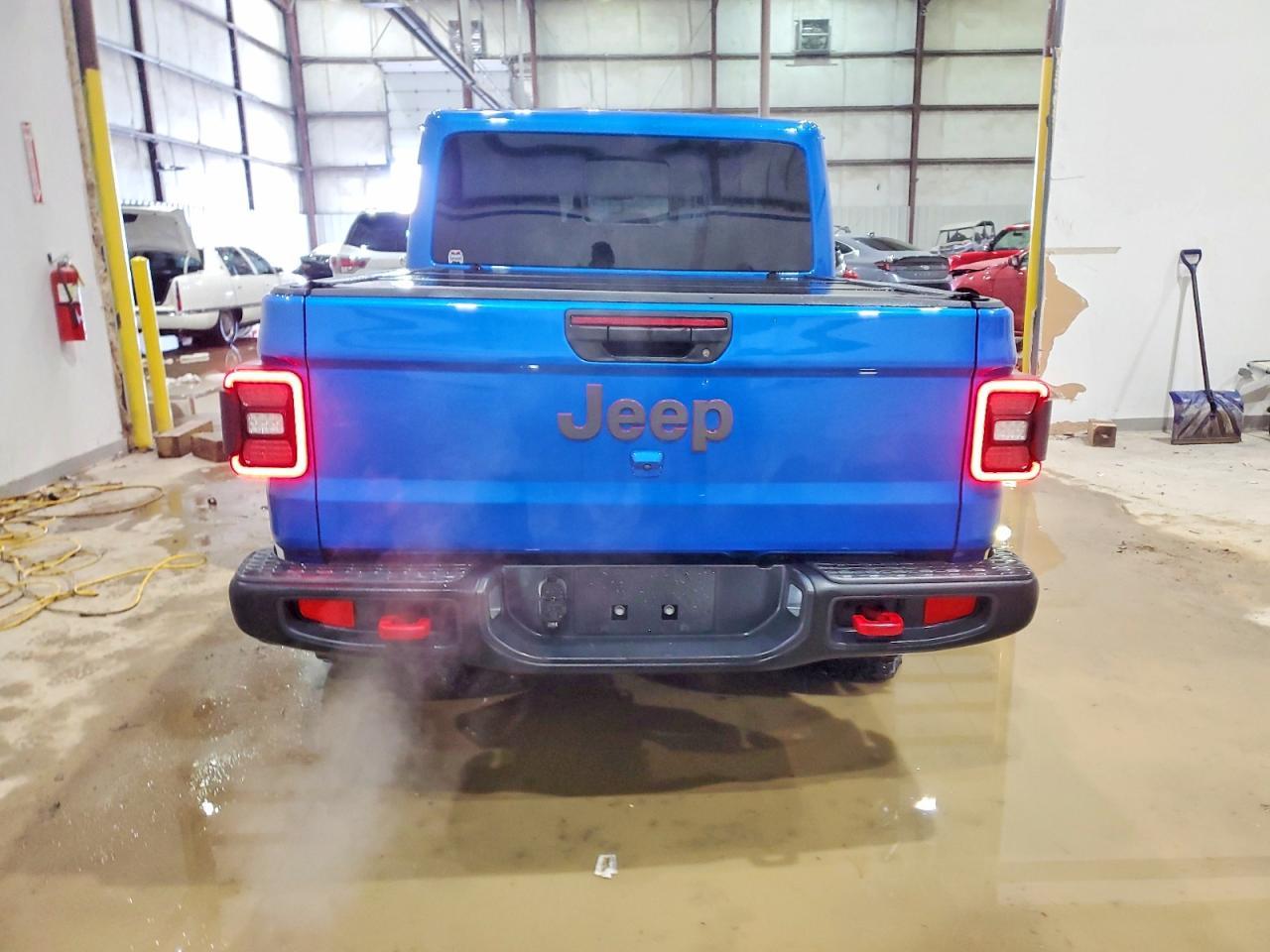 2022 JEEP Gladiator