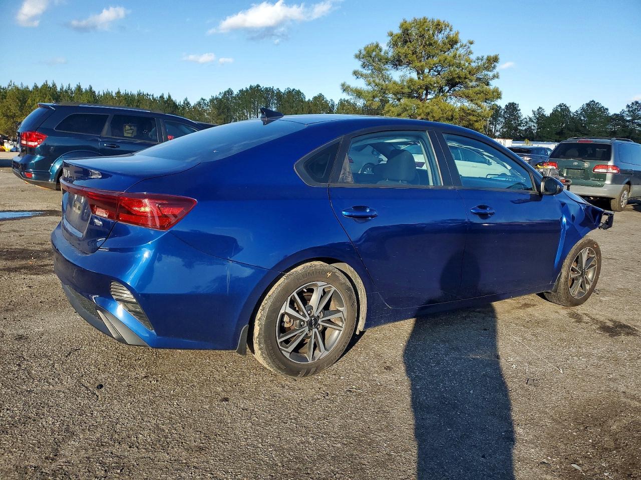 2023 KIA FORTE