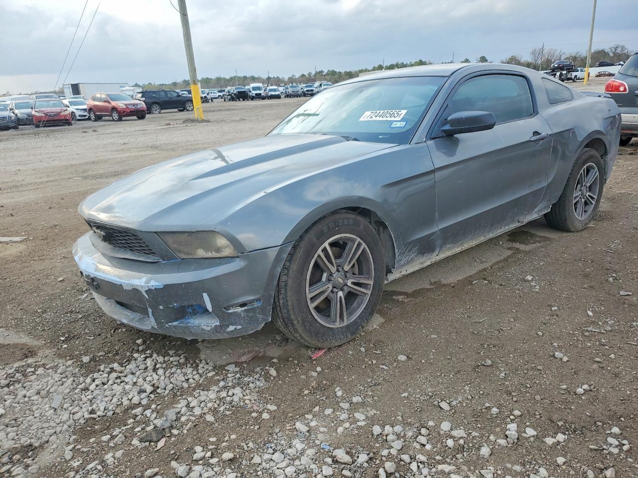 2011 FORD MUSTANG