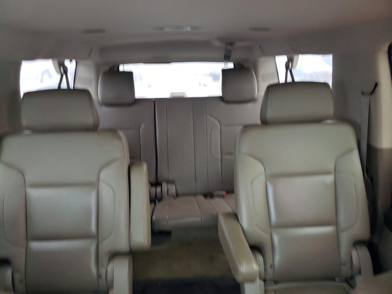 2015 CHEVROLET Suburban