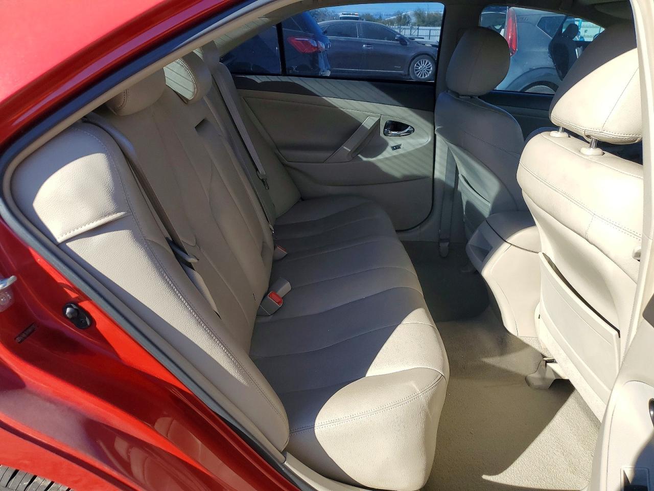 2010 TOYOTA CAMRY