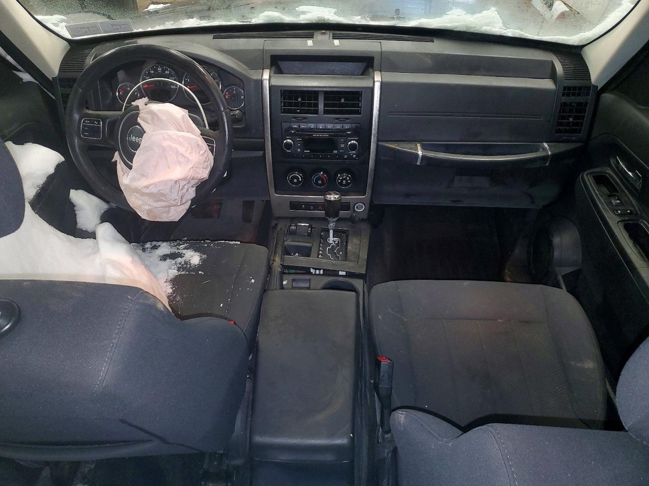 2012 JEEP Liberty