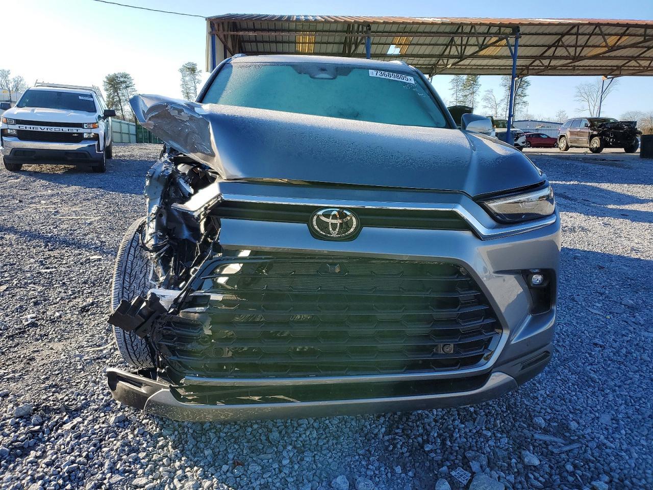 2026 TOYOTA HIGHLANDER