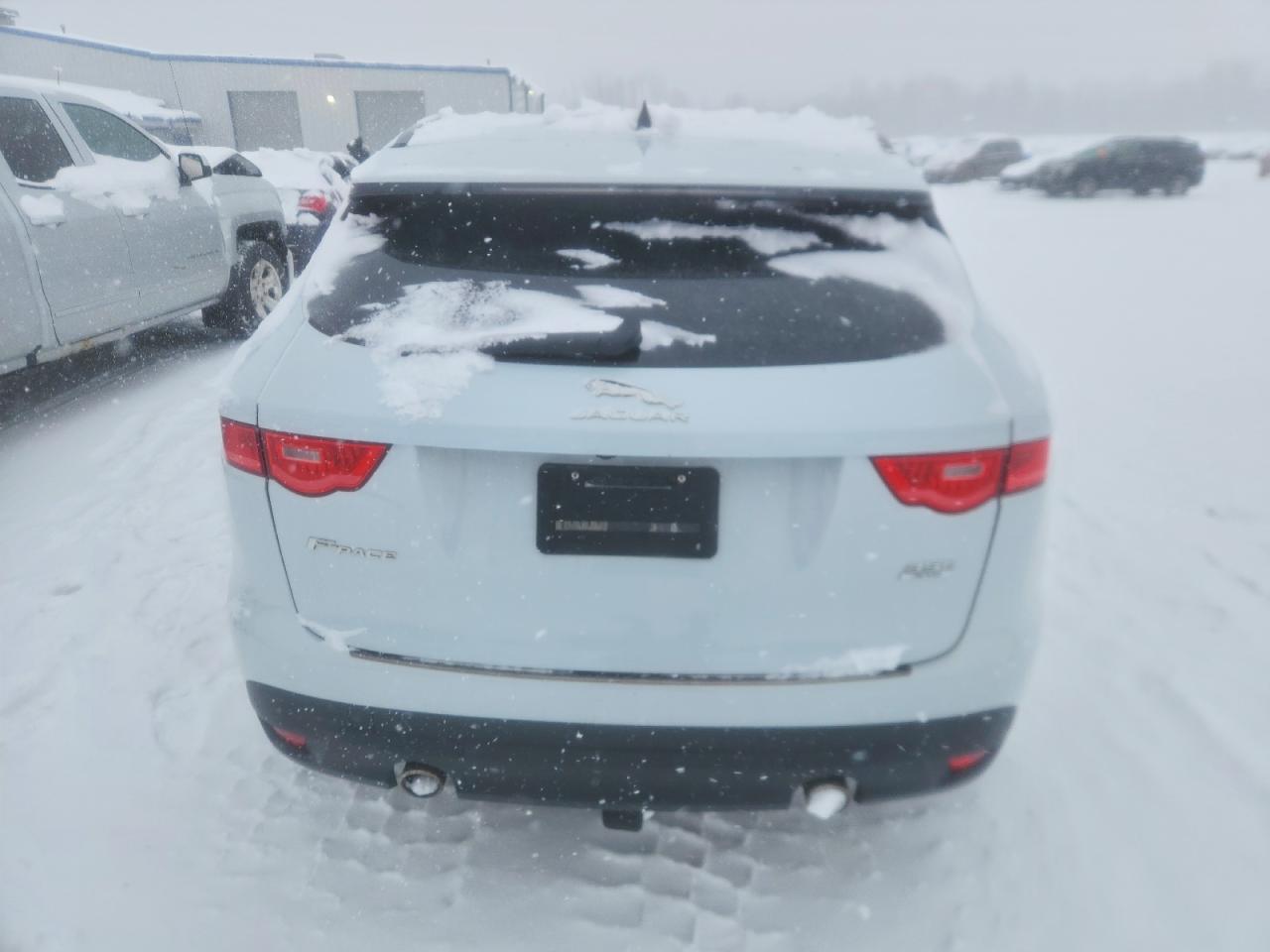 2017 JAGUAR F-Pace