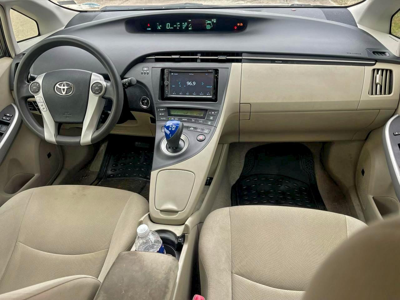 2011 TOYOTA PRIUS