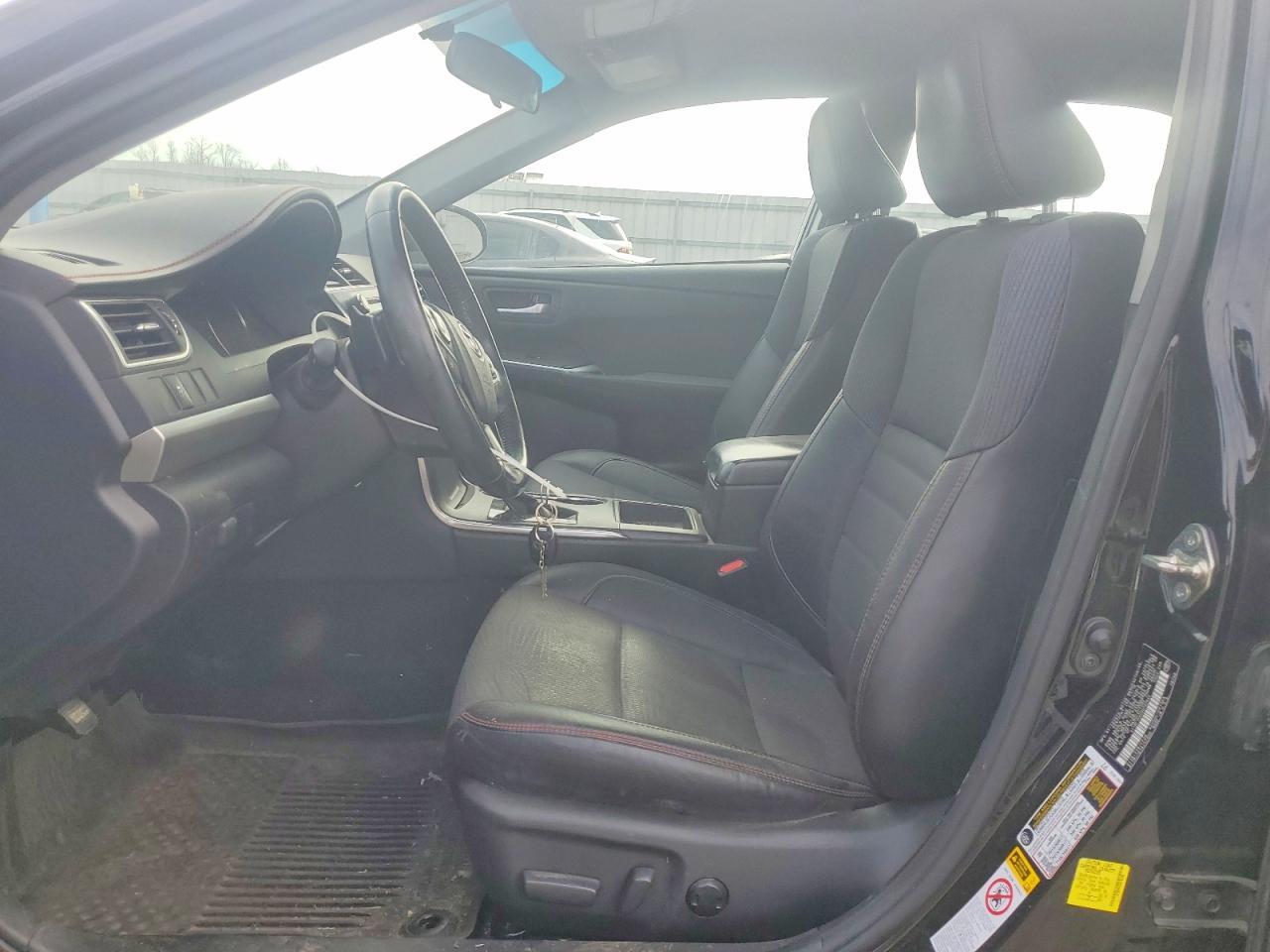 2017 TOYOTA CAMRY