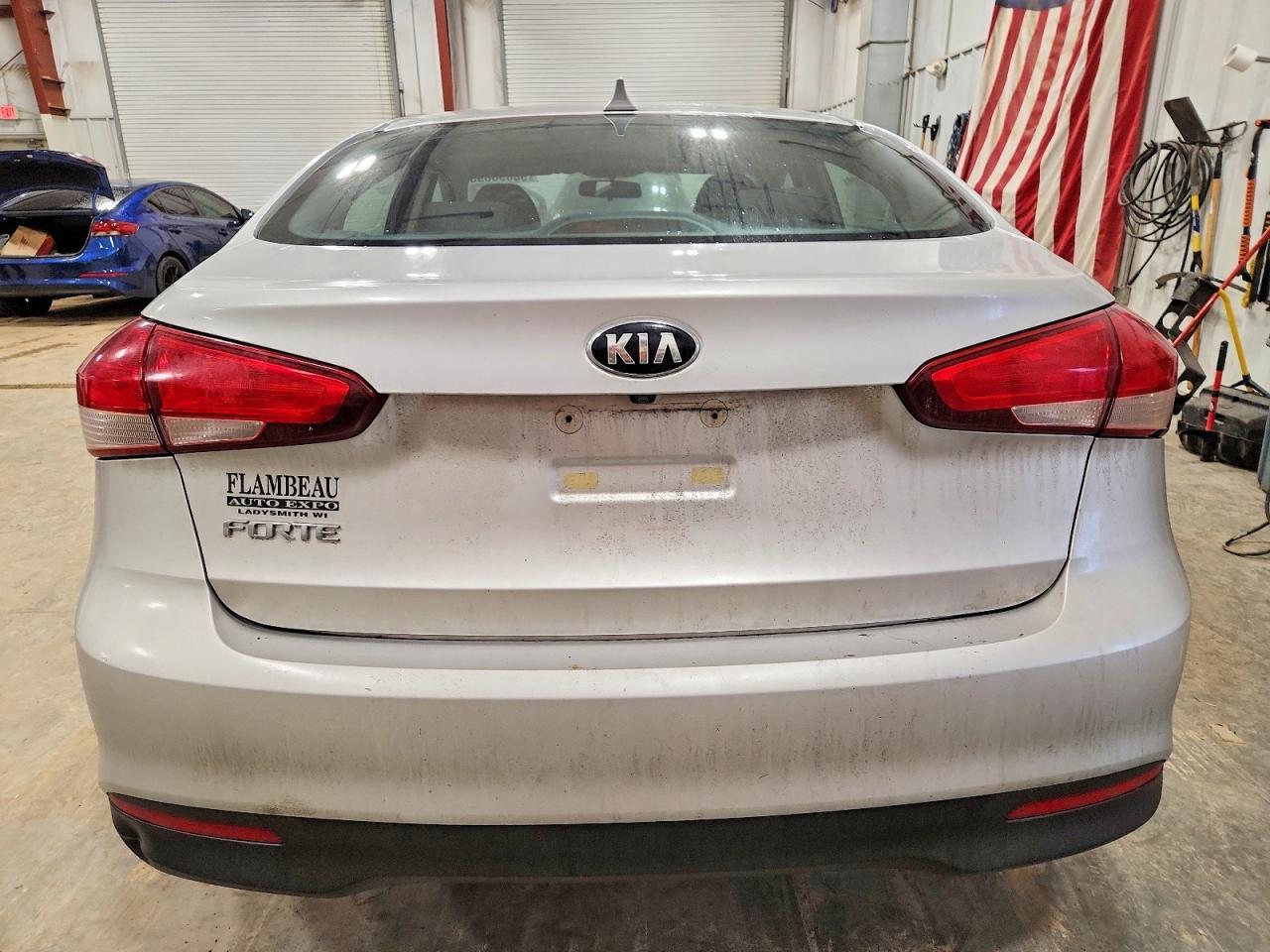 2017 KIA FORTE