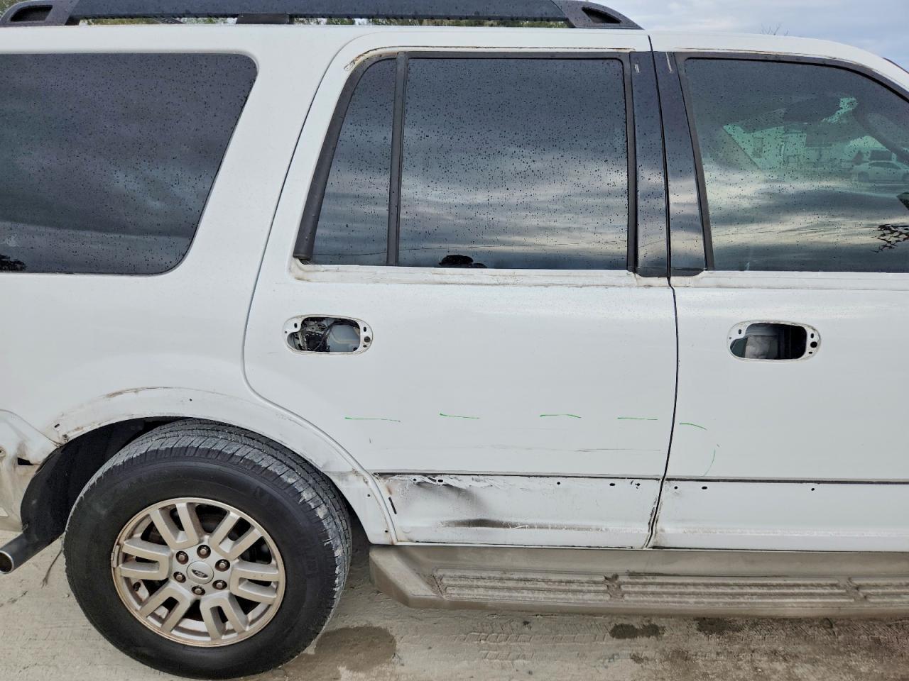 2010 FORD Expedition