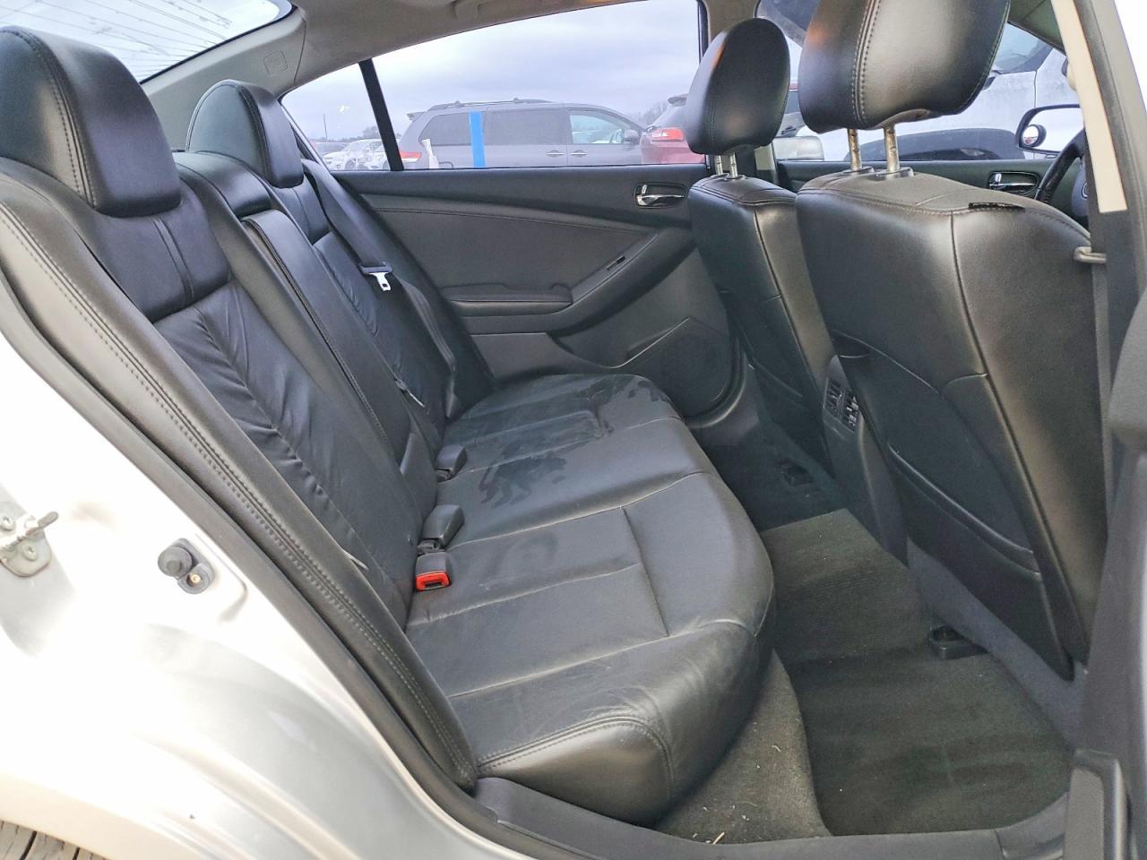 2012 NISSAN ALTIMA