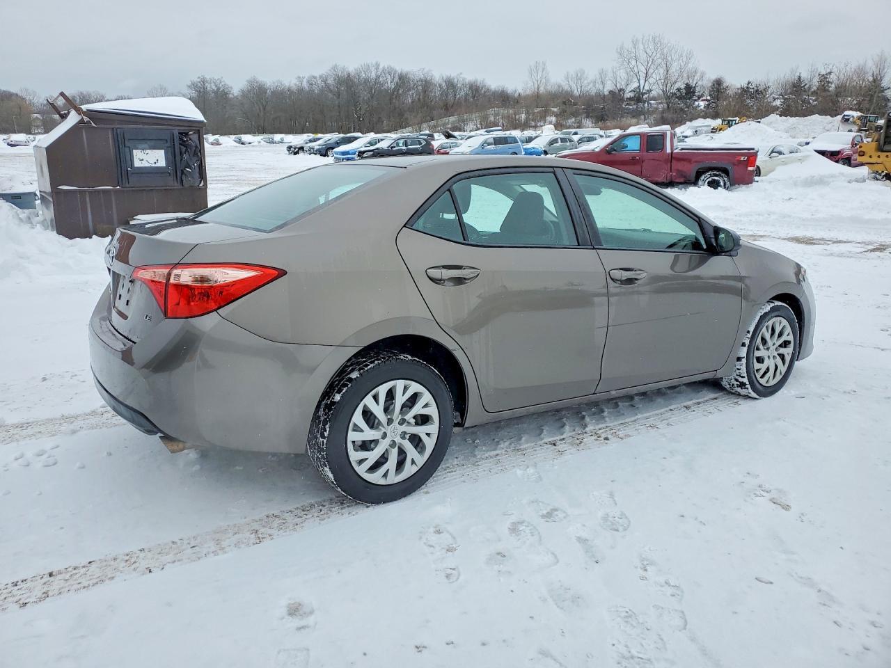 2017 TOYOTA COROLLA