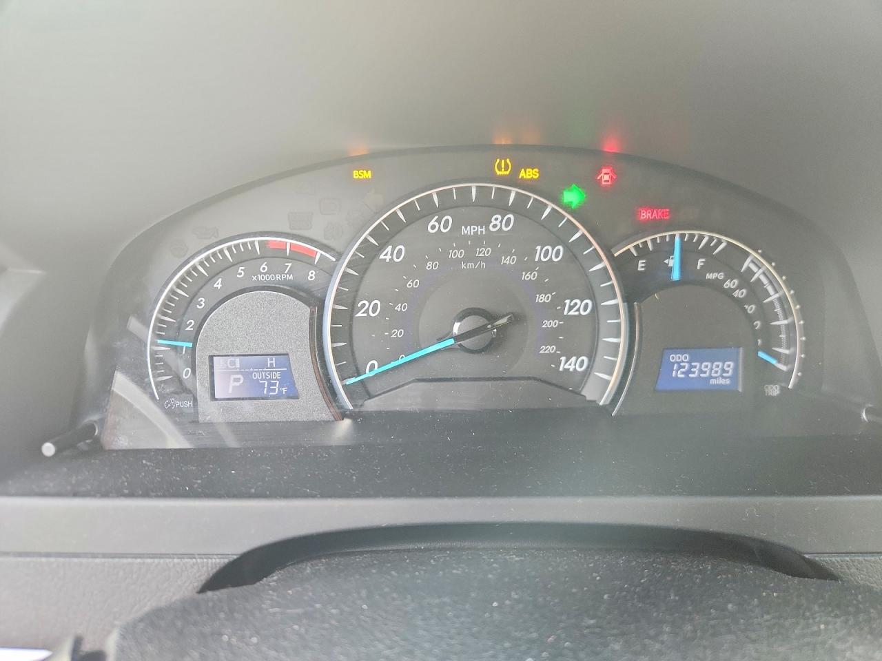 2012 TOYOTA CAMRY