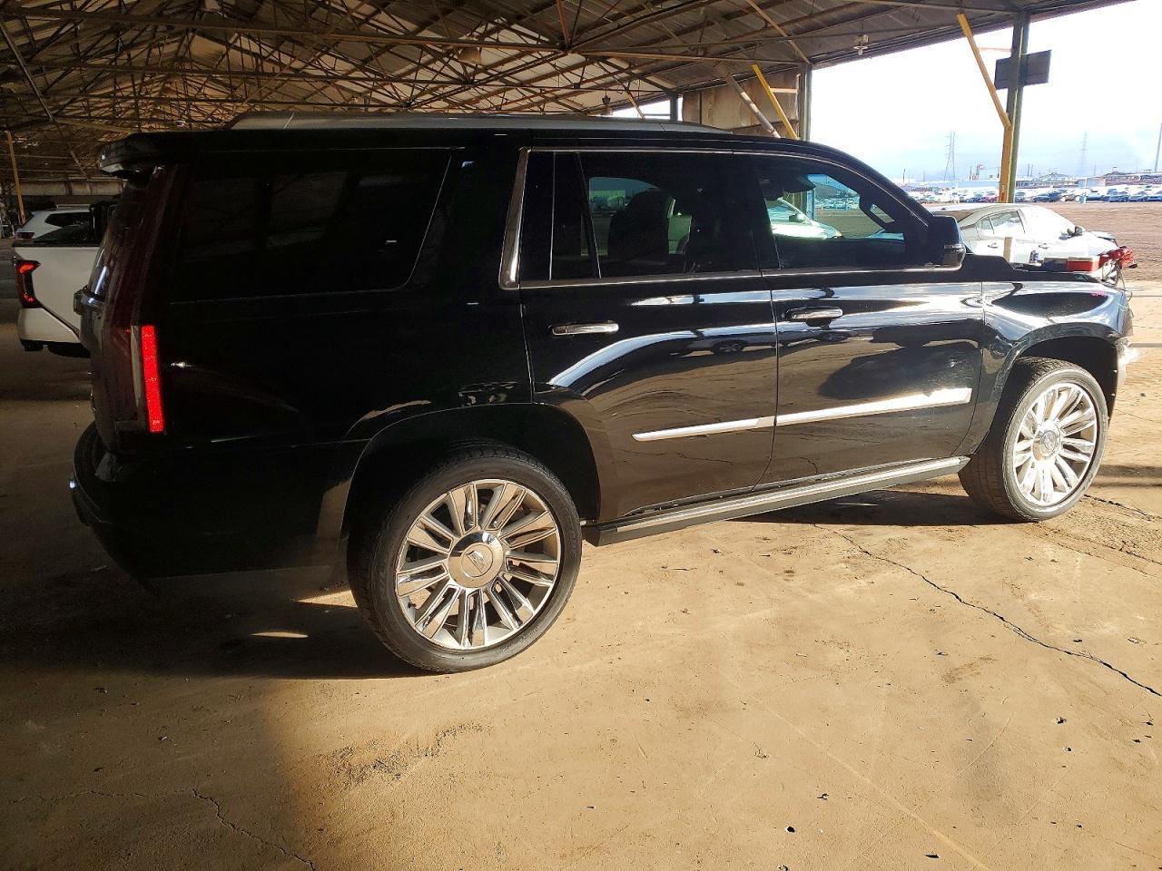 2015 CADILLAC ESCALADE