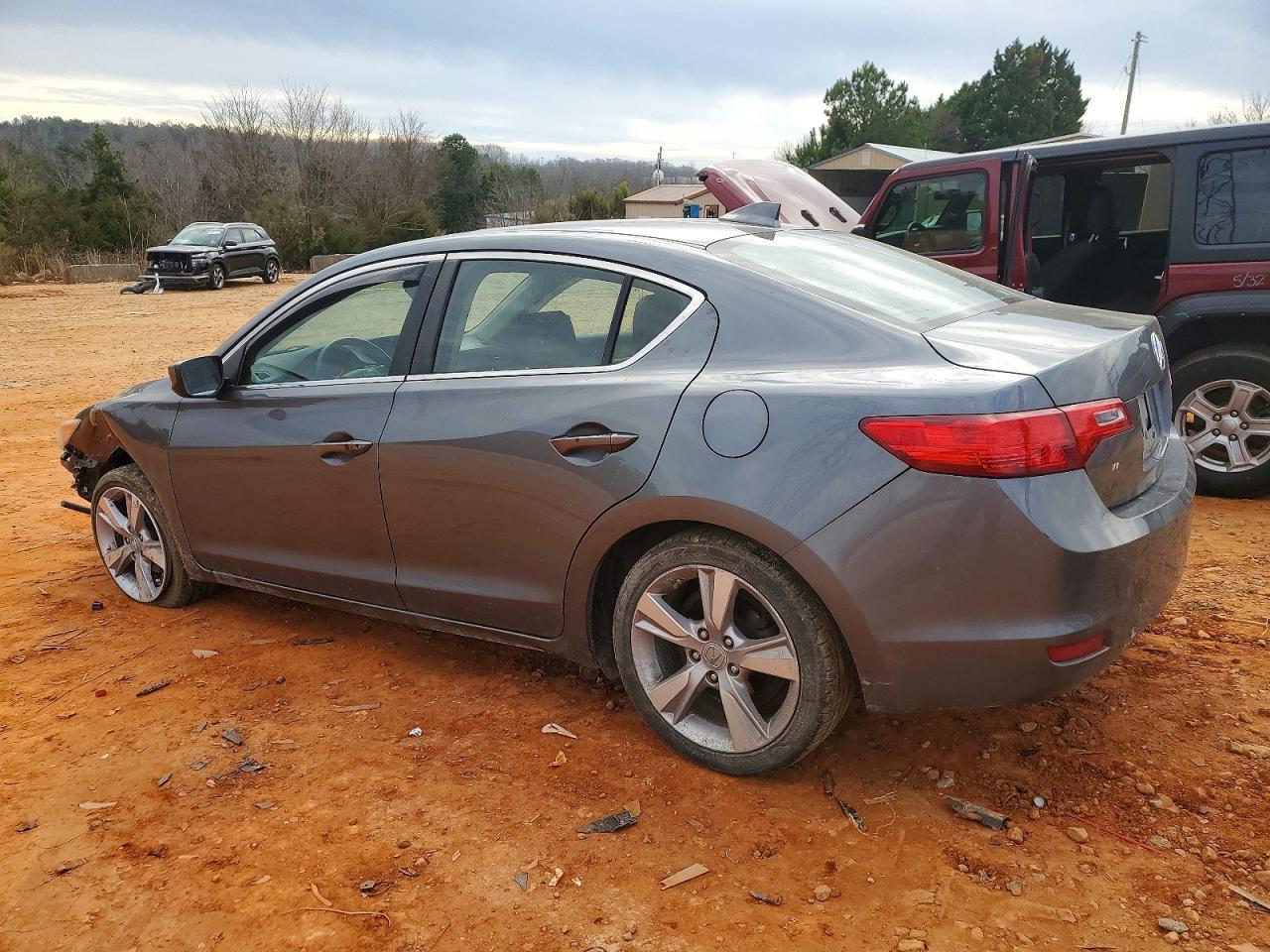 2013 ACURA ILX