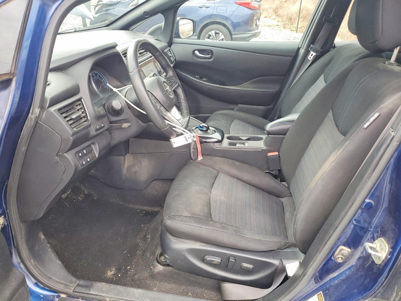 2021 NISSAN LEAF
