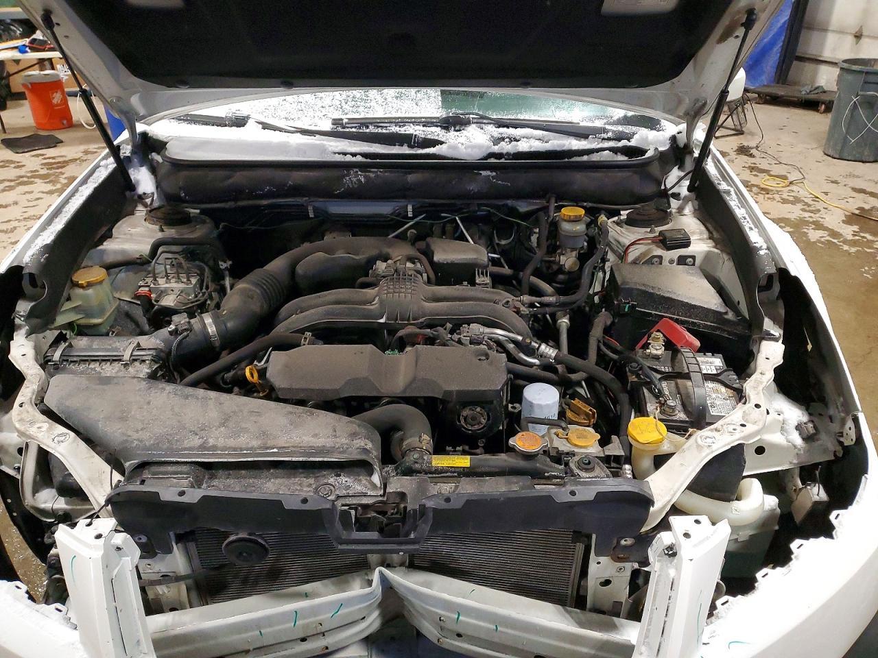 2013 SUBARU Outback