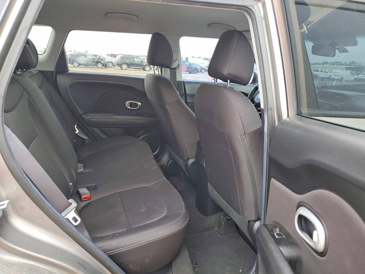 2017 KIA SOUL