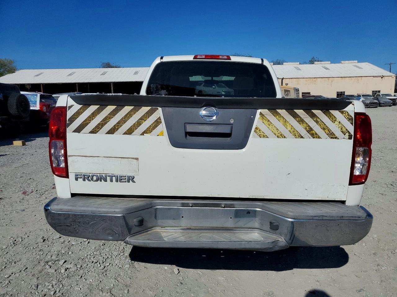 2014 NISSAN Frontier