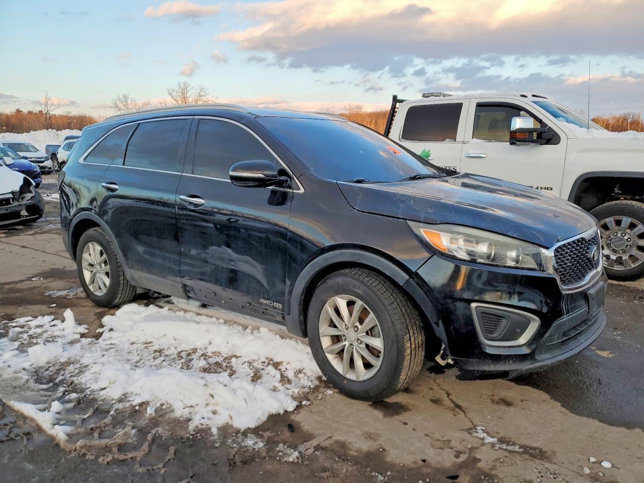 2016 KIA SORENTO
