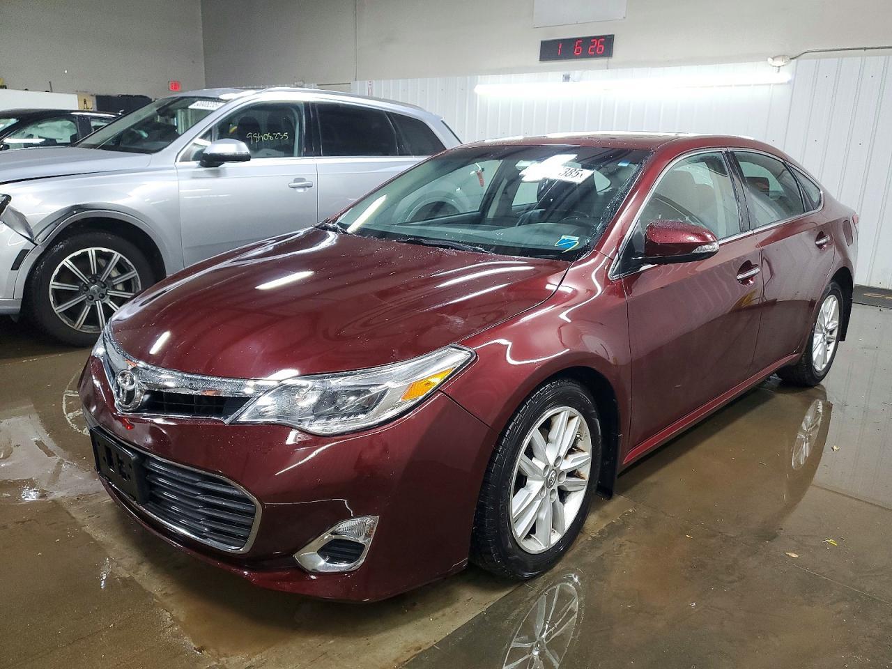 2015 TOYOTA Avalon