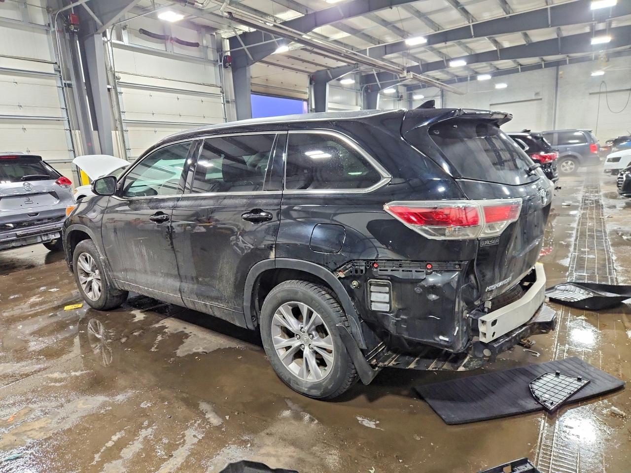 2015 TOYOTA HIGHLANDER
