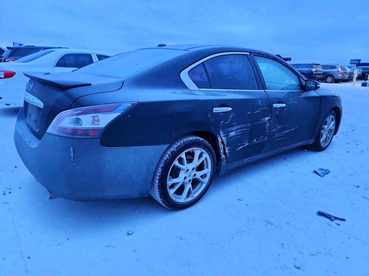 2013 NISSAN Maxima