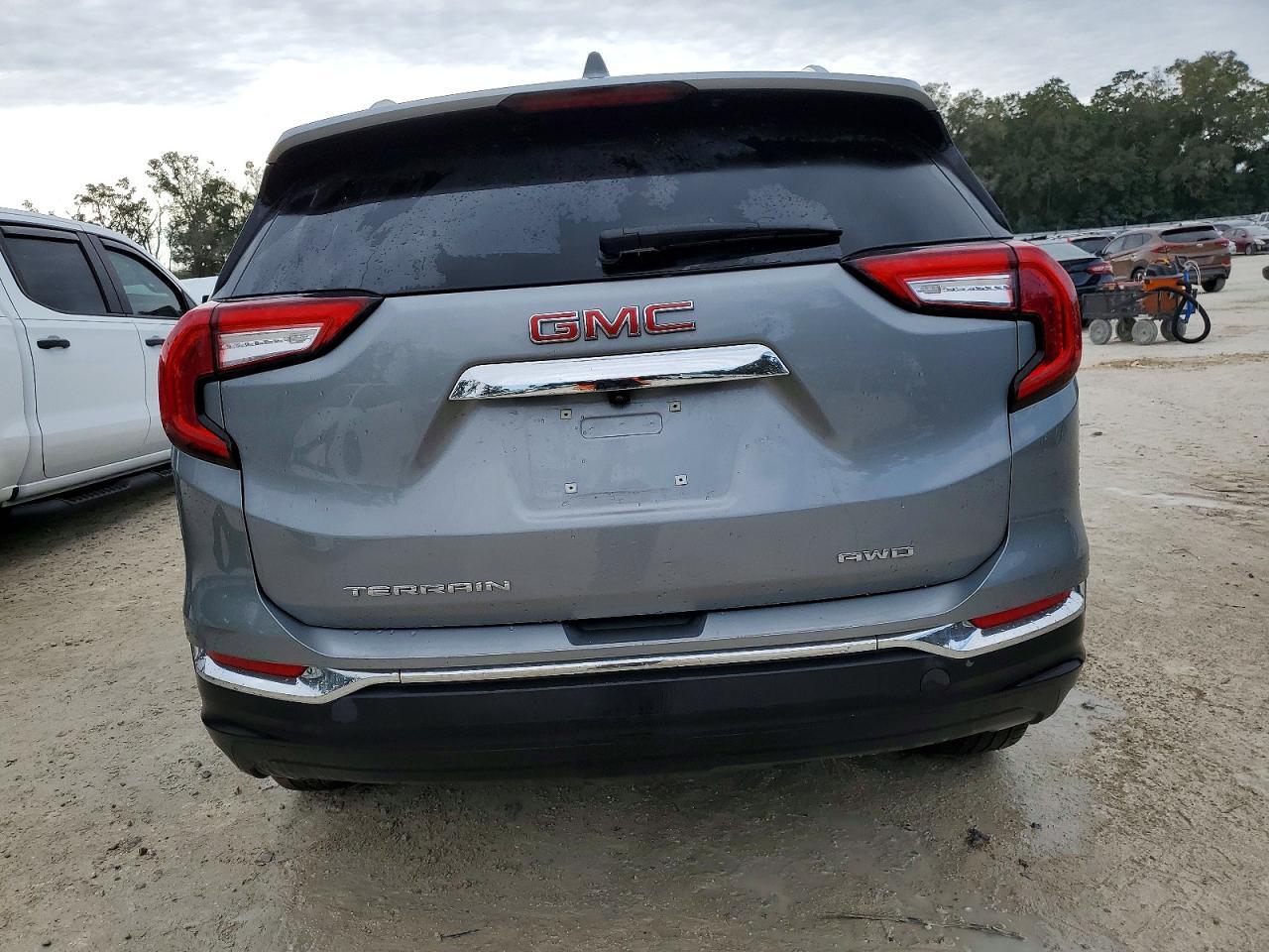 2024 GMC Terrain