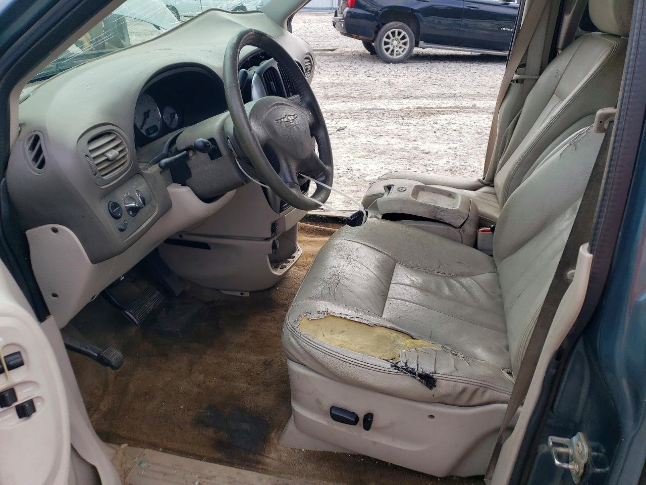 2005 CHRYSLER Town And C