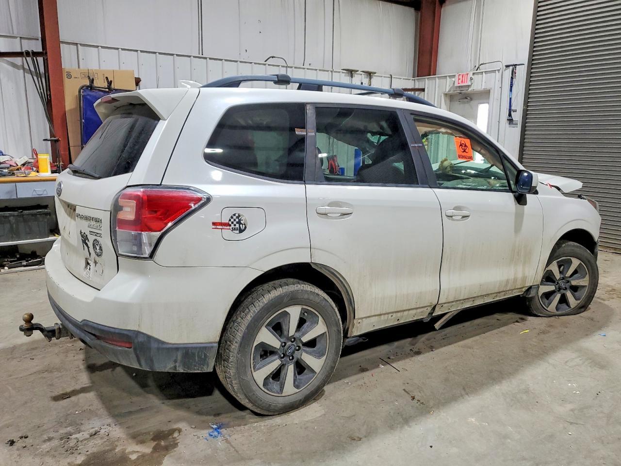 2017 SUBARU FORESTER