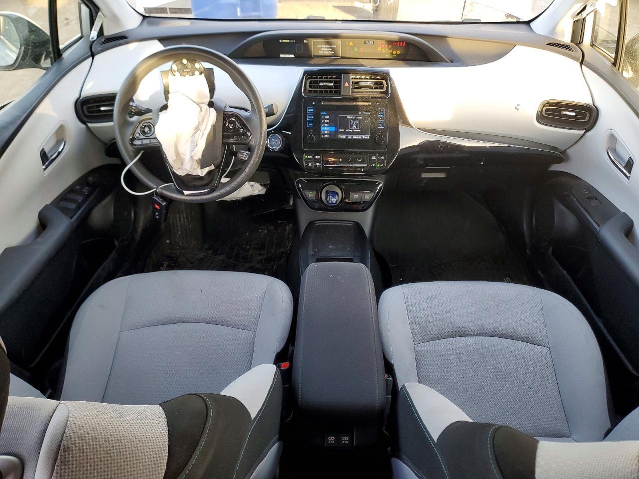 2019 TOYOTA PRIUS