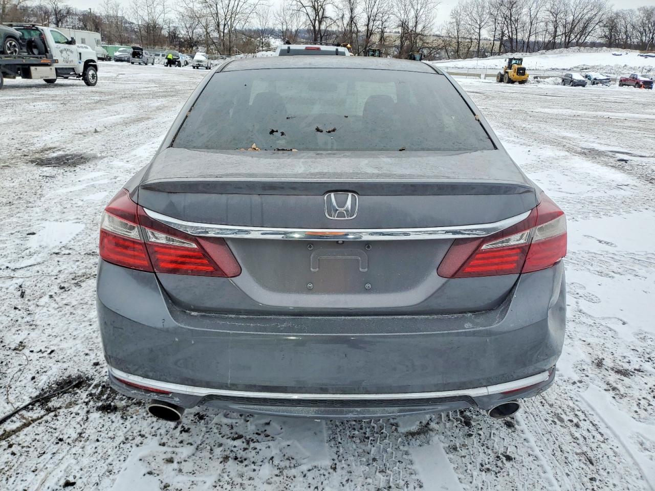 2017 HONDA ACCORD