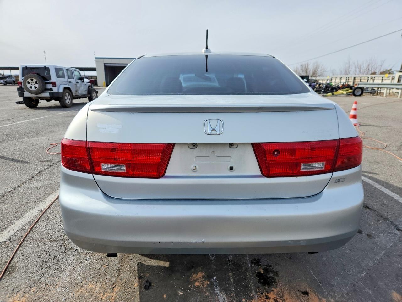 2005 HONDA ACCORD
