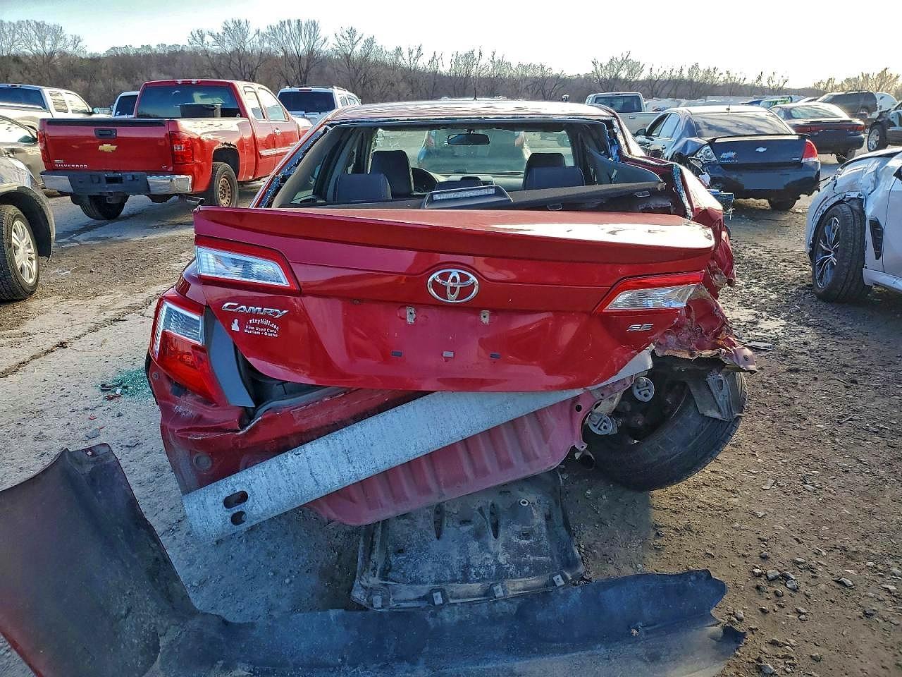 2014 TOYOTA CAMRY