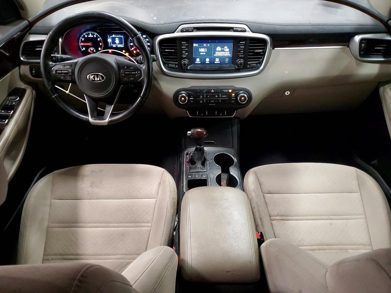 2017 KIA SORENTO