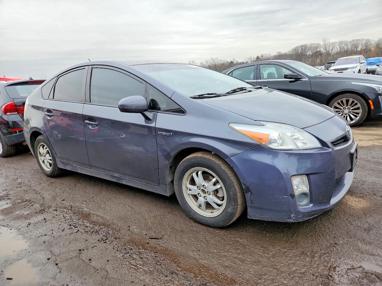 2011 TOYOTA PRIUS