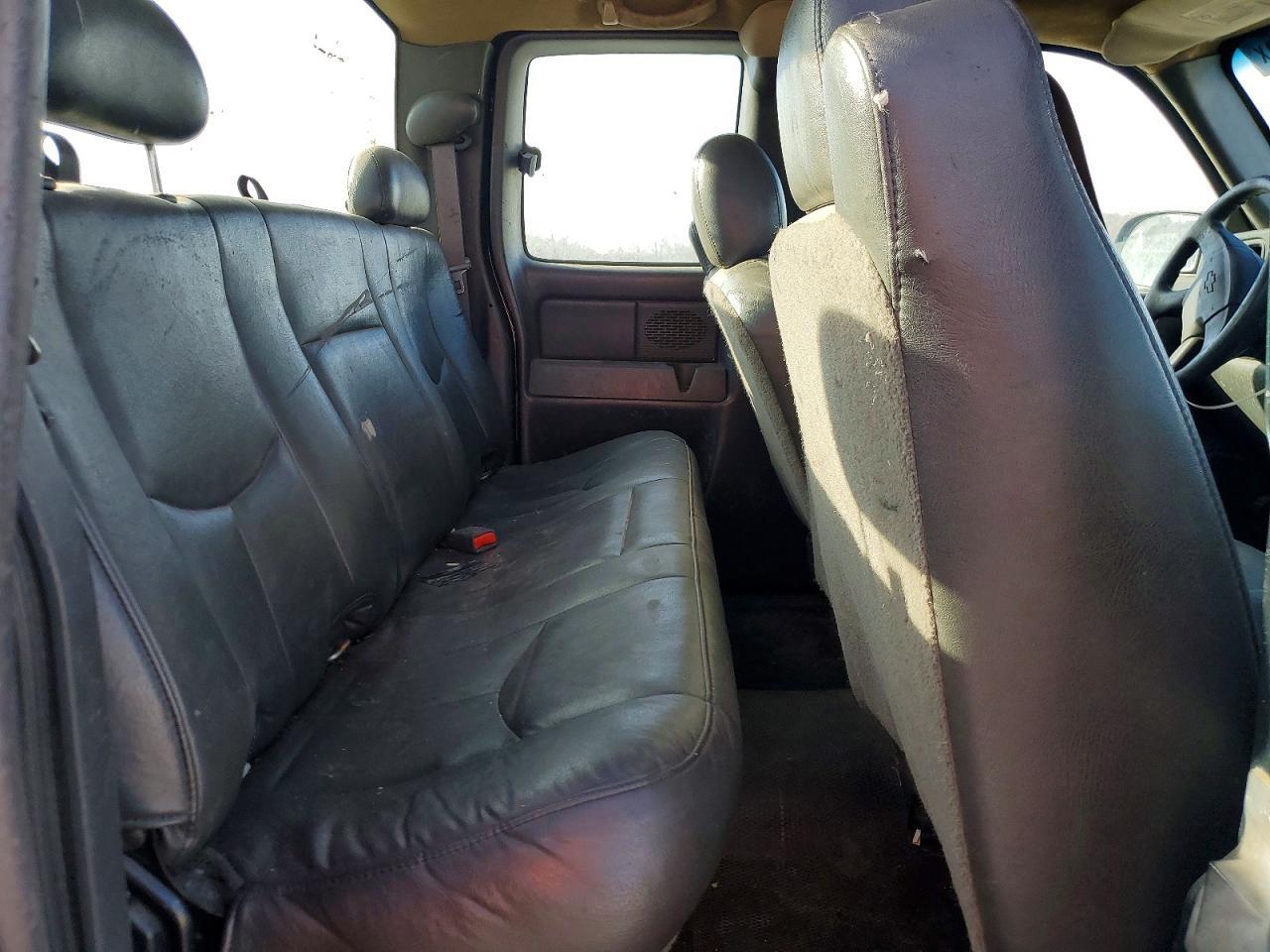 2005 CHEVROLET Silverado 2500