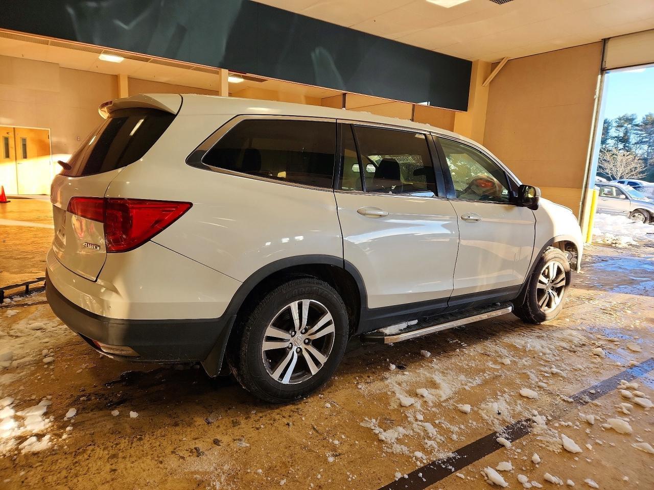 2017 HONDA PILOT