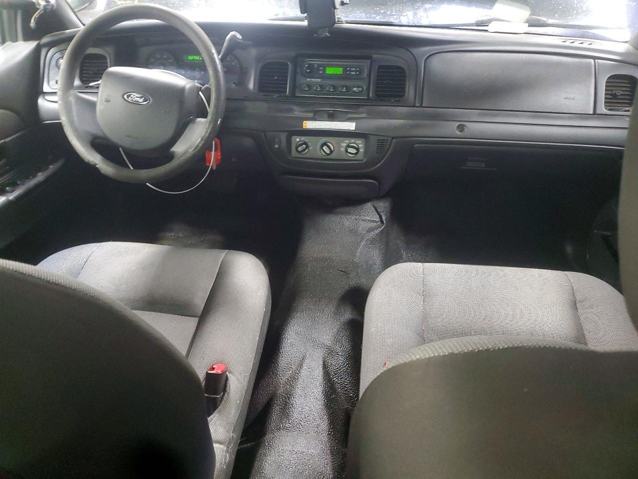 2011 FORD Crown Victoria