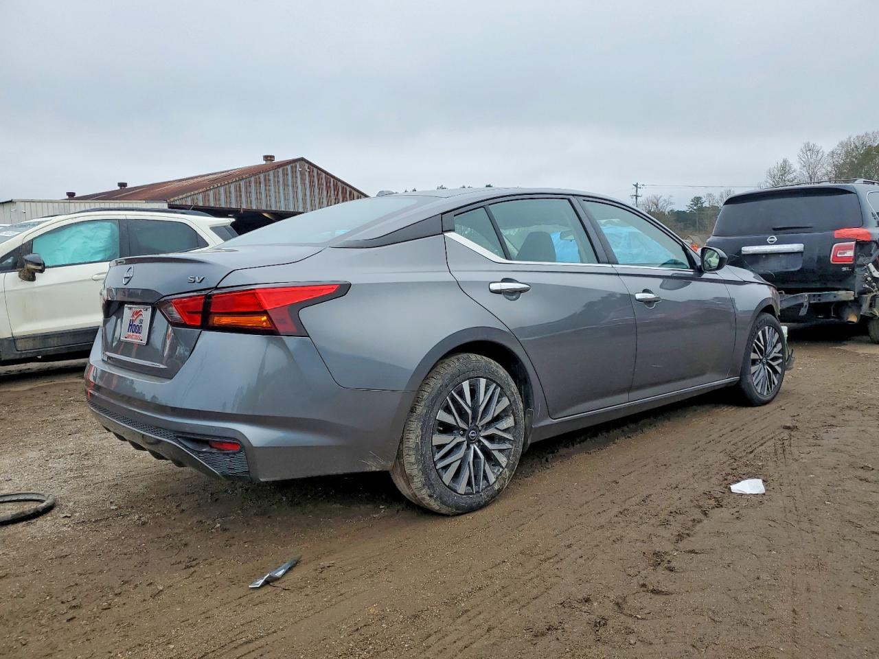 2024 NISSAN ALTIMA