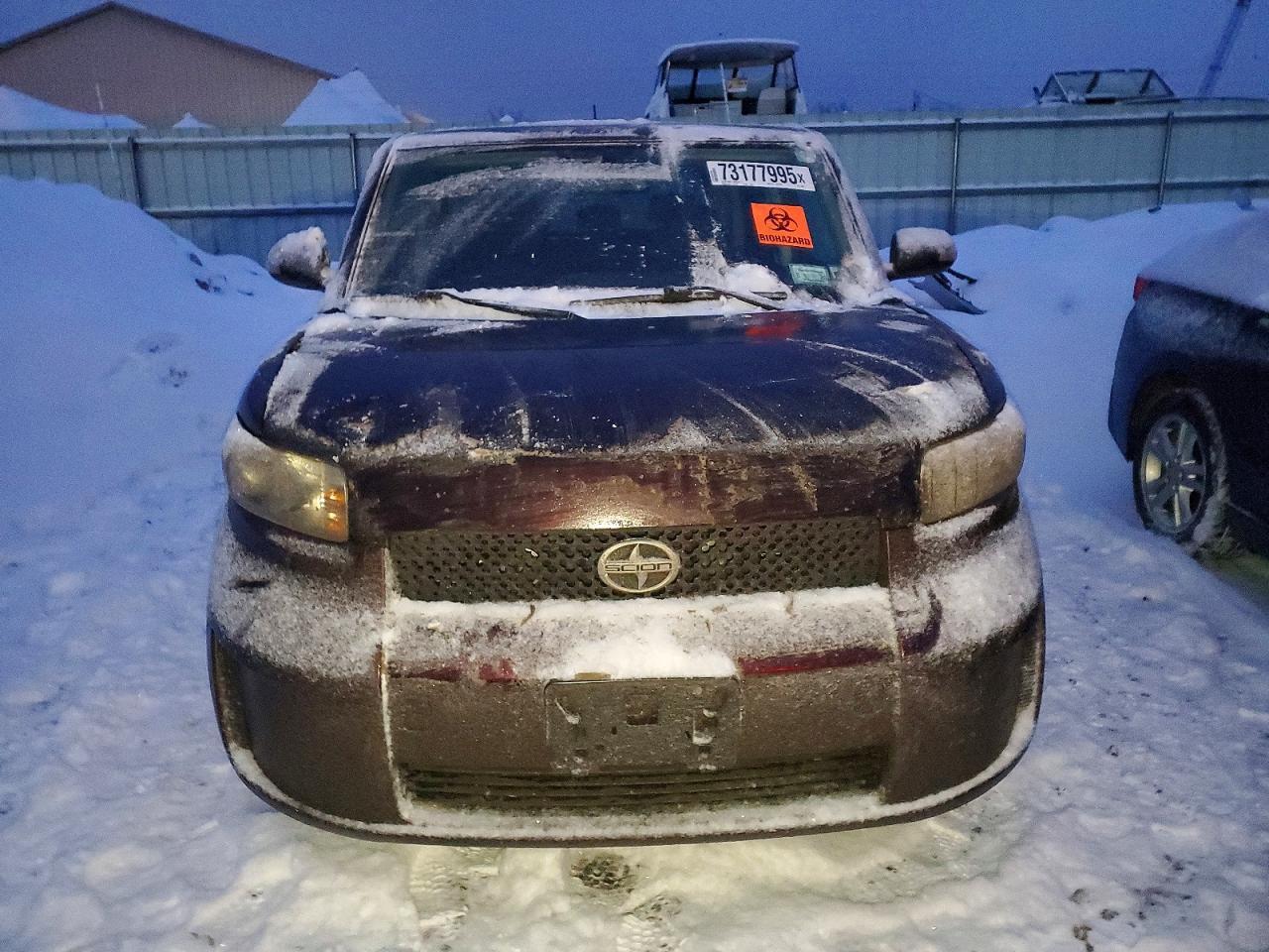 2010 TOYOTA SCION