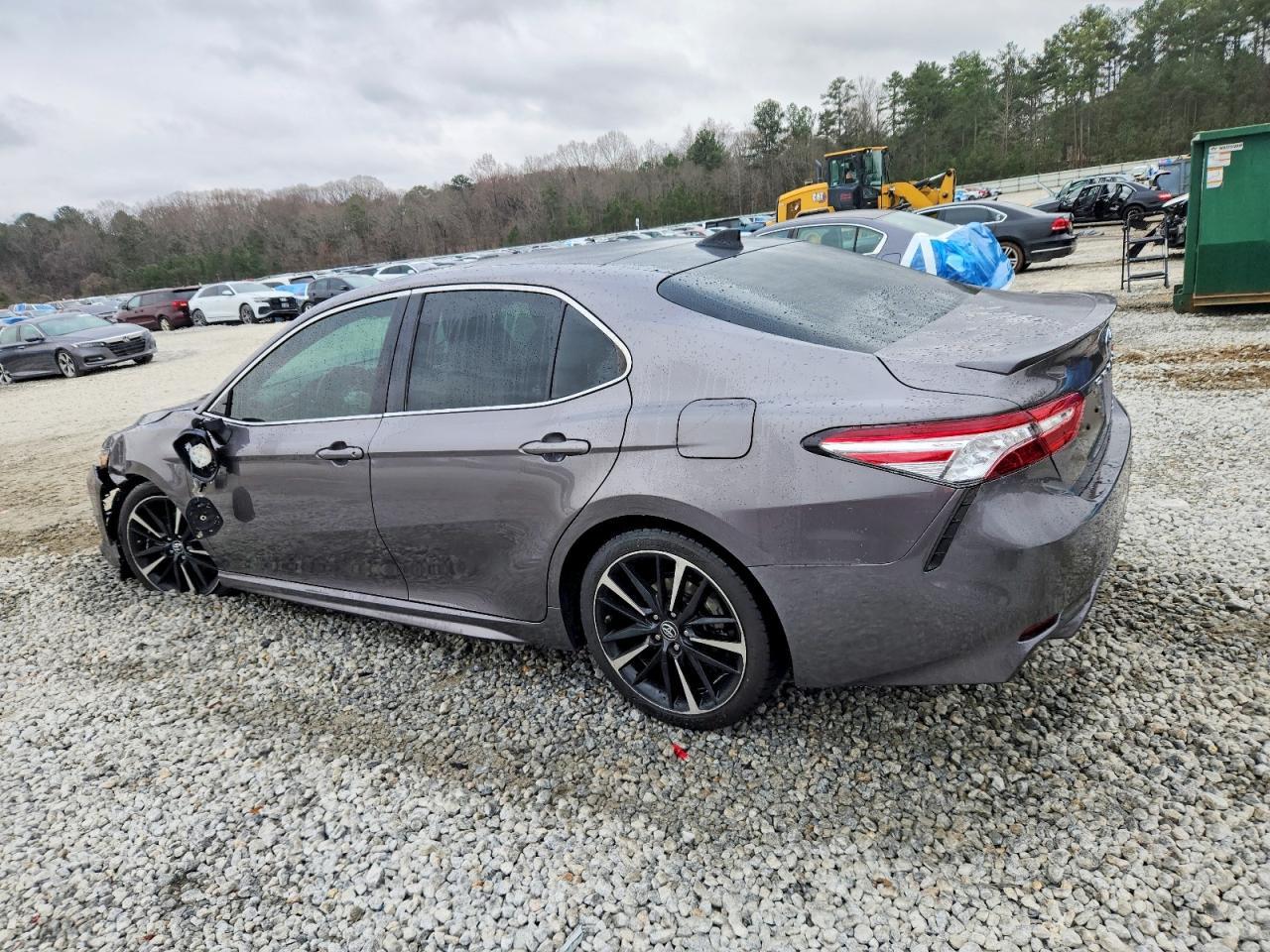 2019 TOYOTA CAMRY