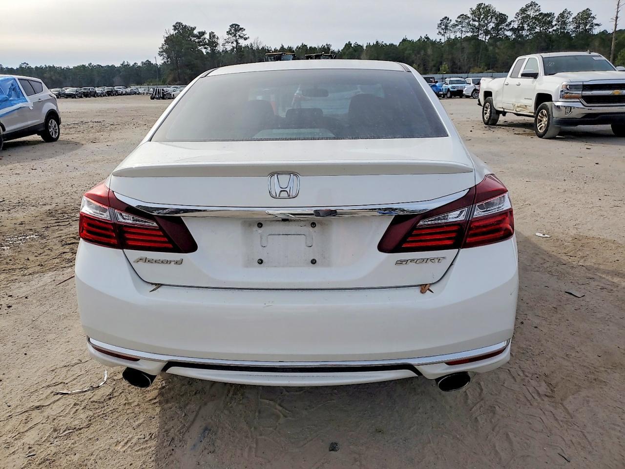 2016 HONDA ACCORD