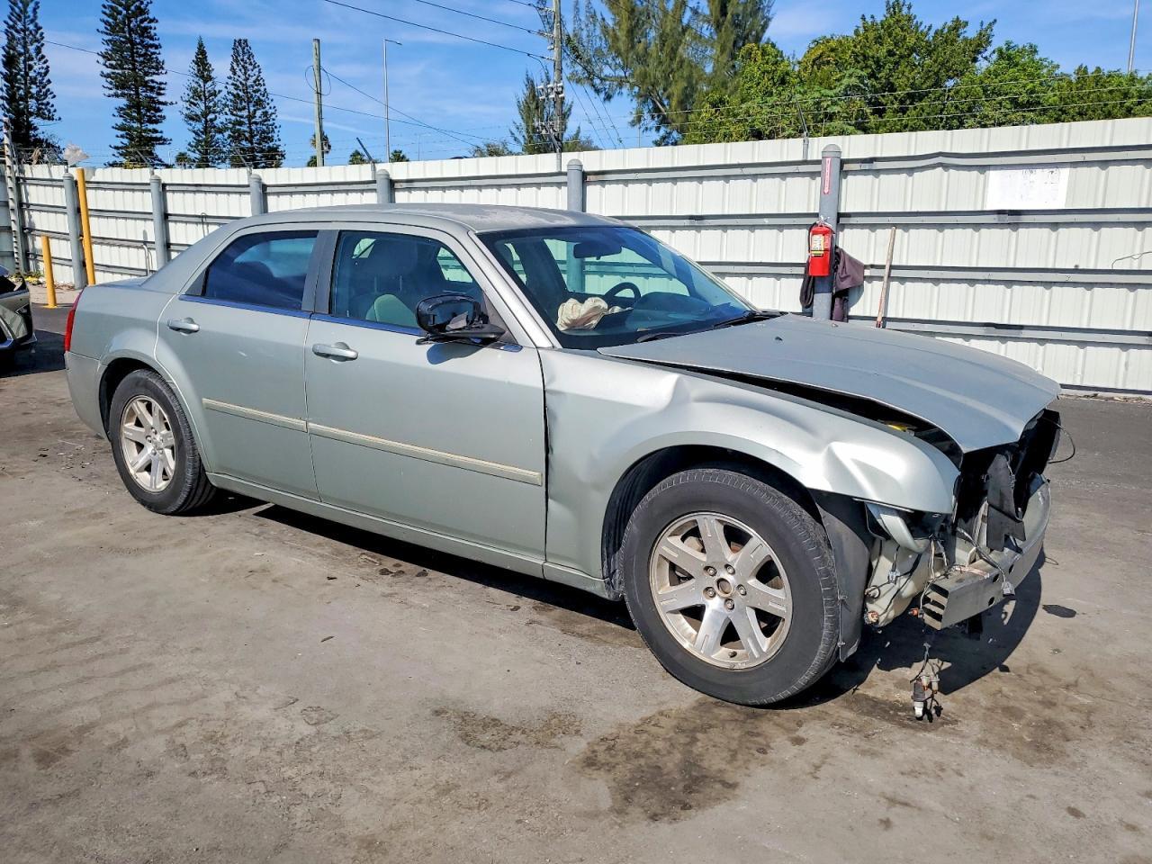2006 CHRYSLER 300
