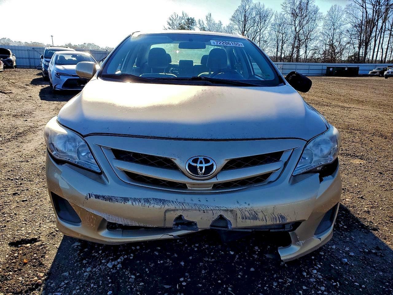 2011 TOYOTA COROLLA