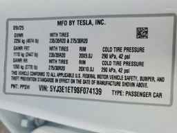 2025 TESLA MODEL 3