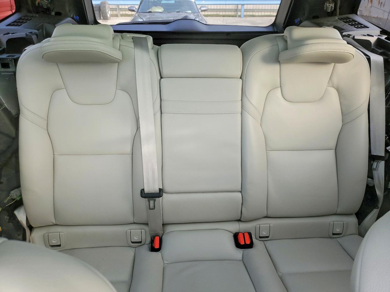 2018 VOLVO XC60