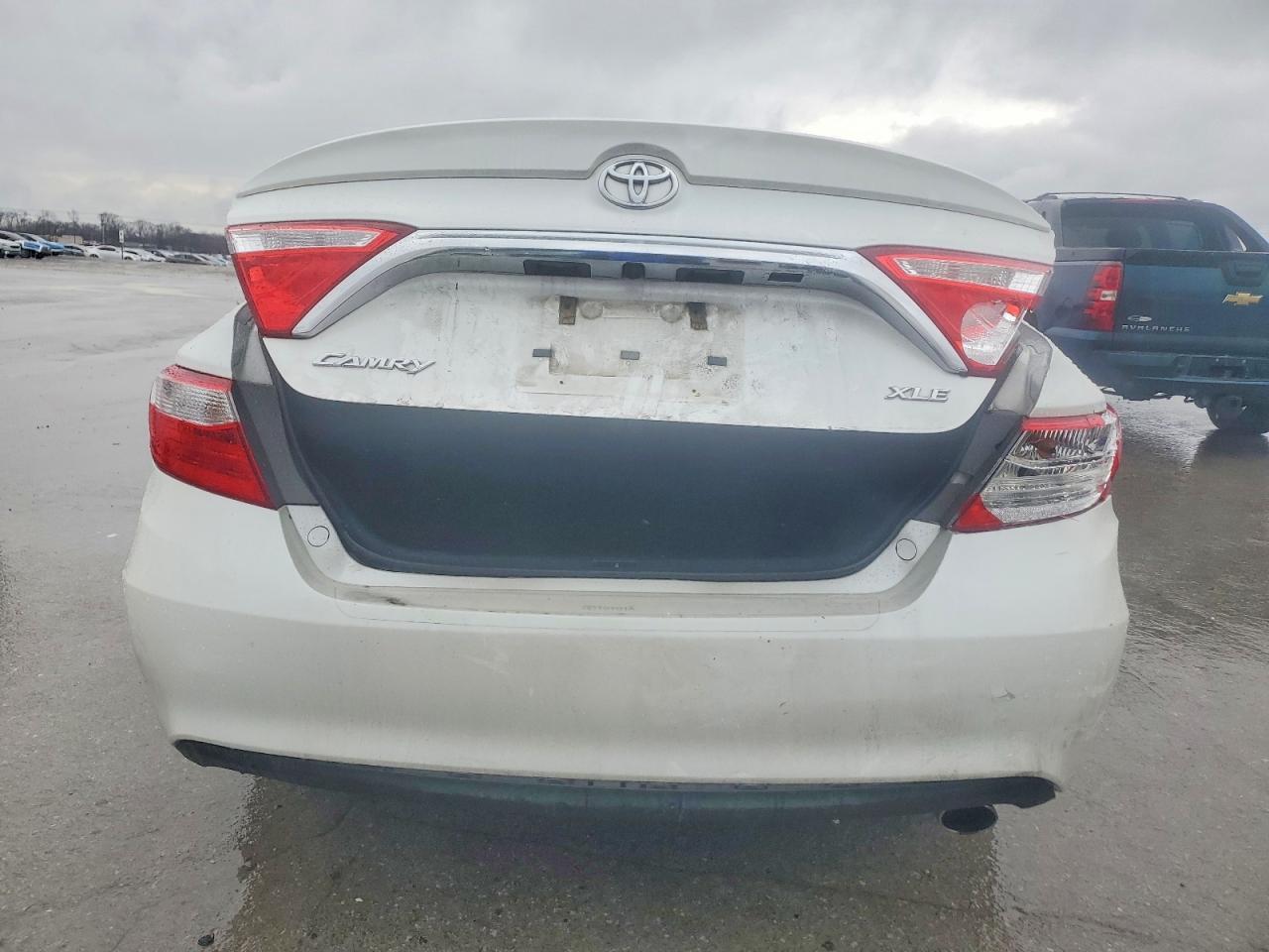 2017 TOYOTA CAMRY