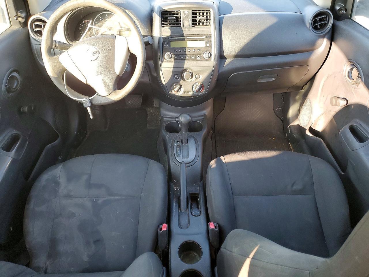 2015 NISSAN VERSA