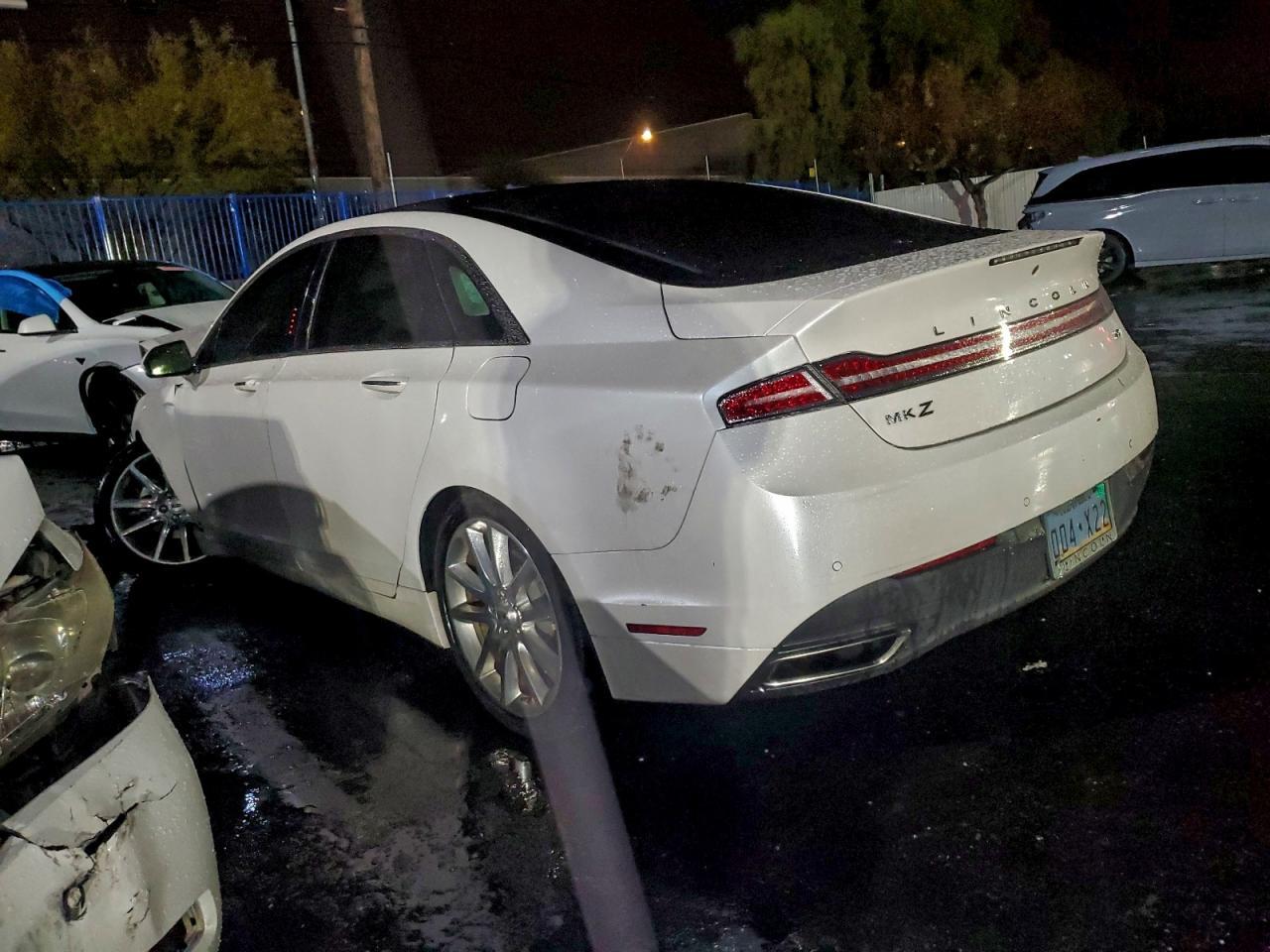2016 LINCOLN MKZ